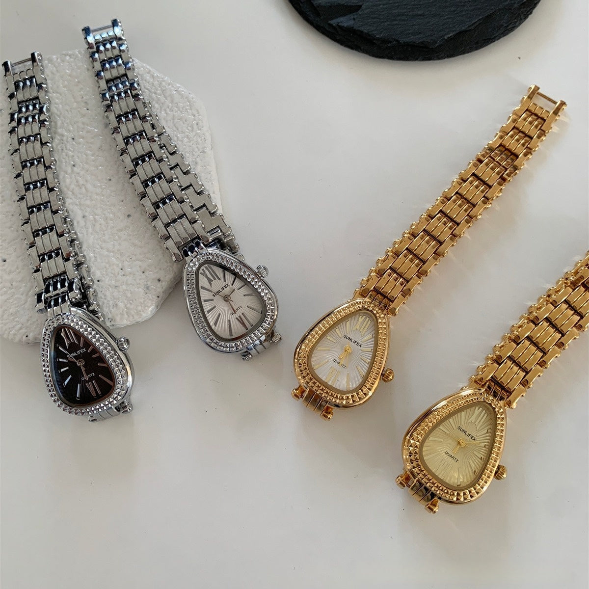 Fashion Alloy Women's Watch