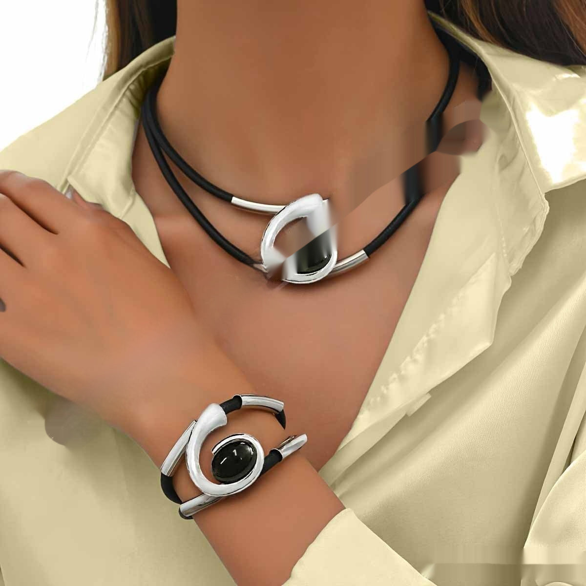 Iron Jewelry Set
