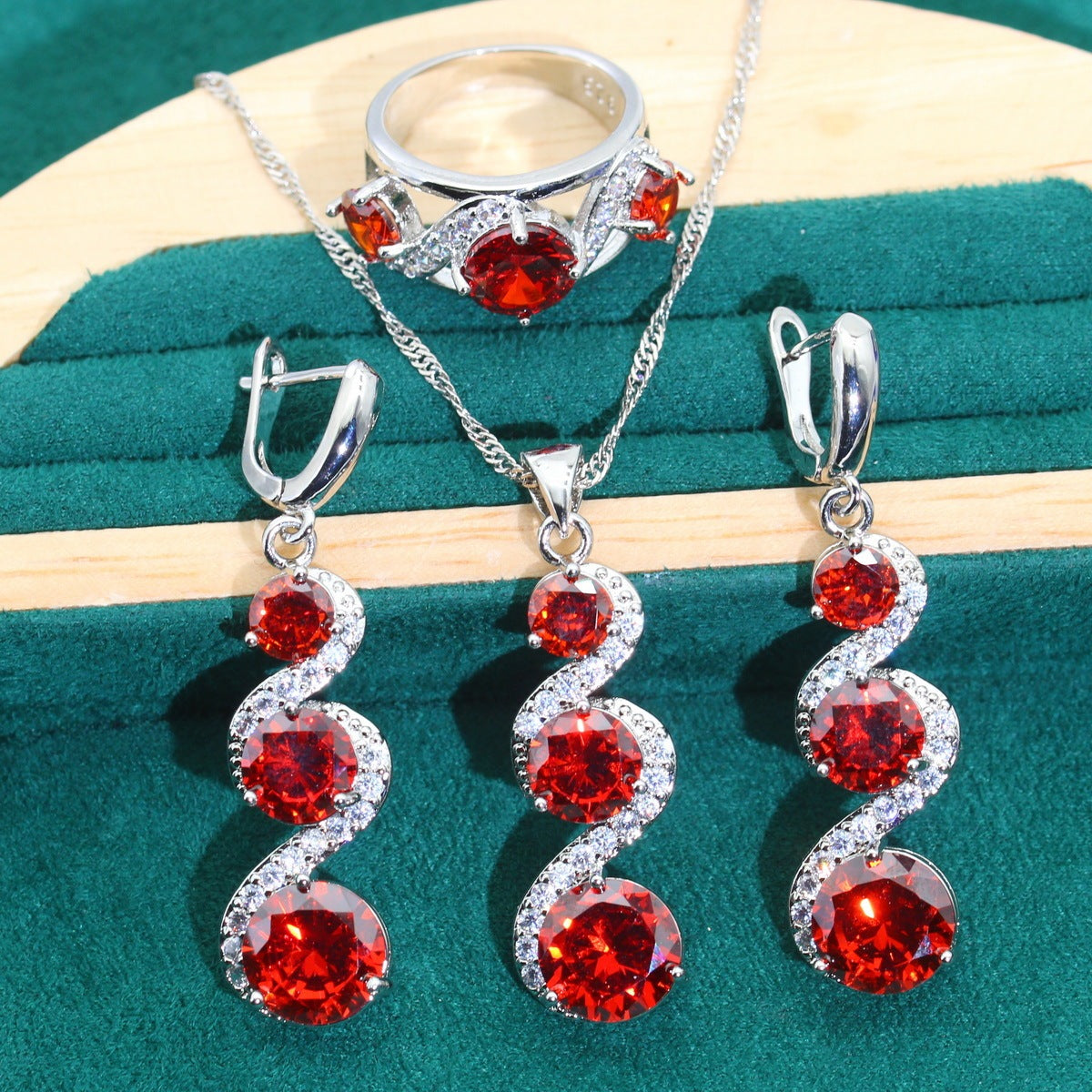 Retro Cross Crown Jewelry Set