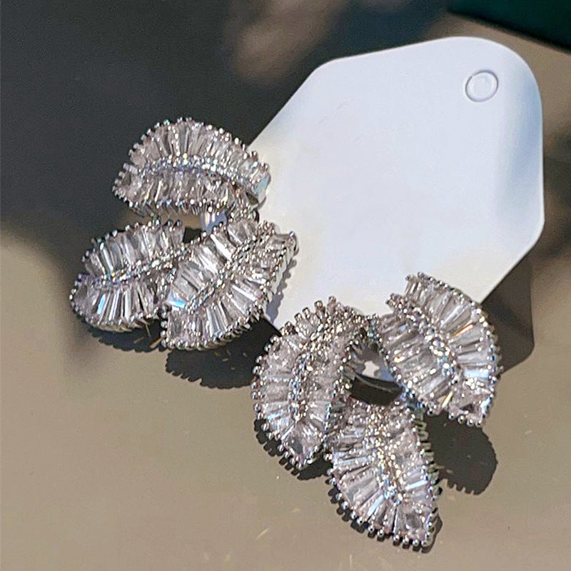 Zircon Leaf Geometric Niche Earrings