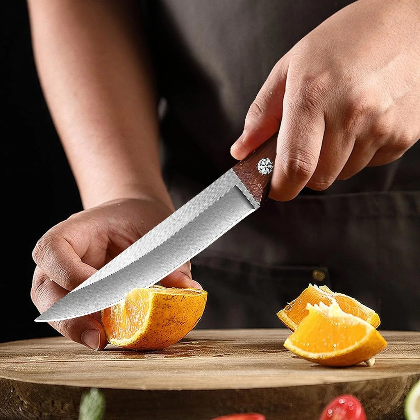 small kitchen knives used for fruits and vegetables