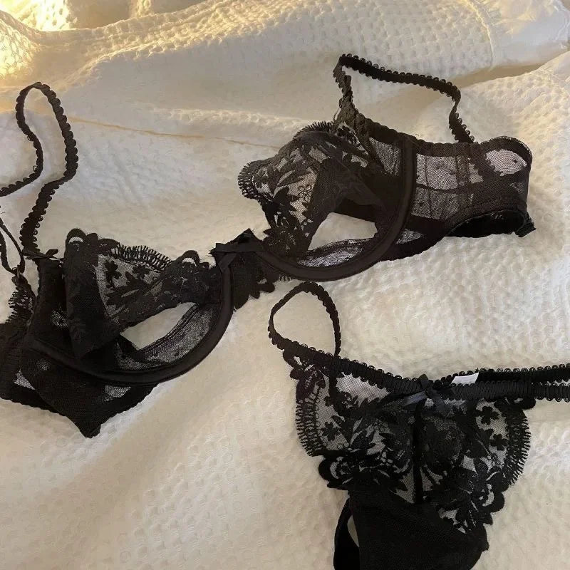 Seamless Push-Up Plunge Bra Set