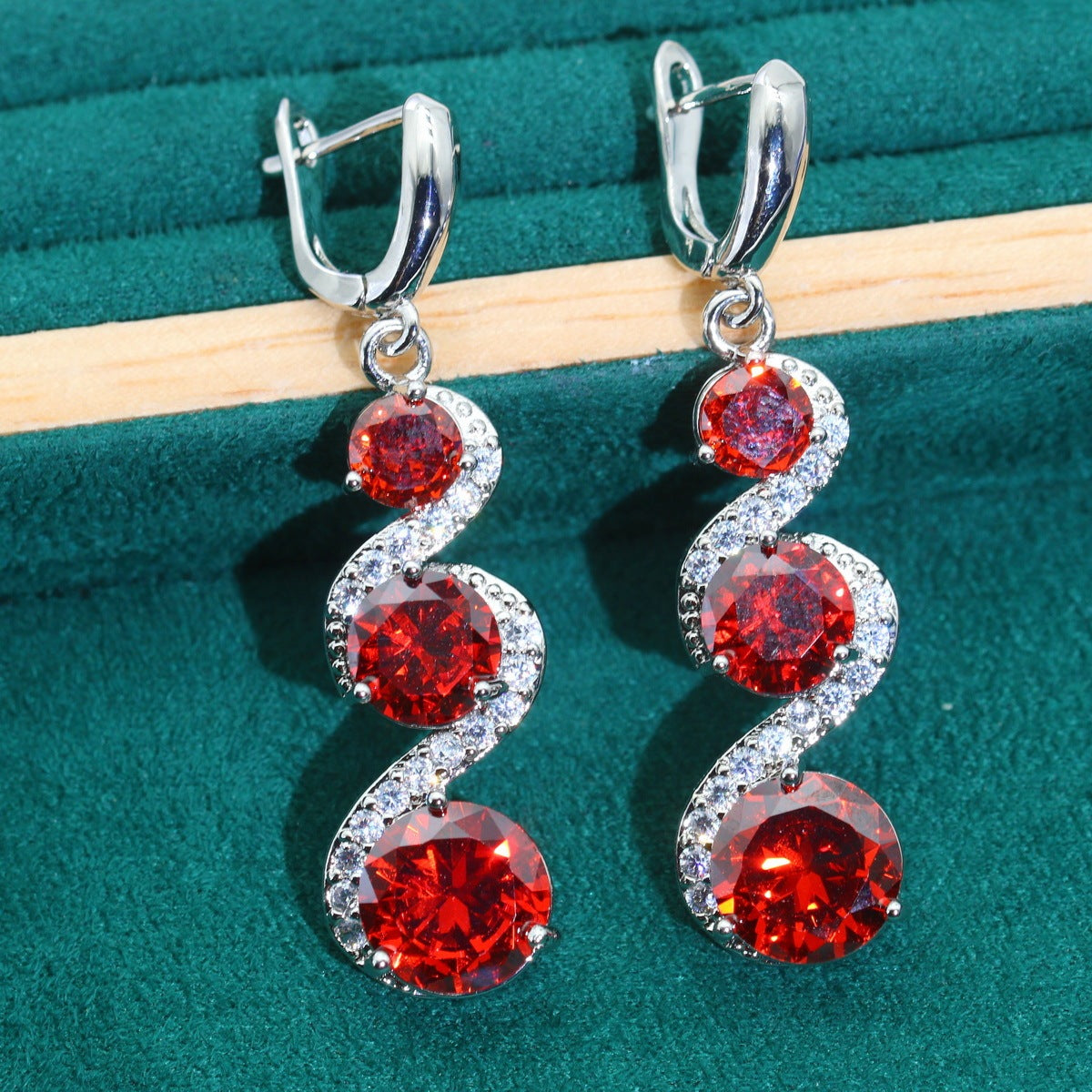 Retro Cross Crown Jewelry Set