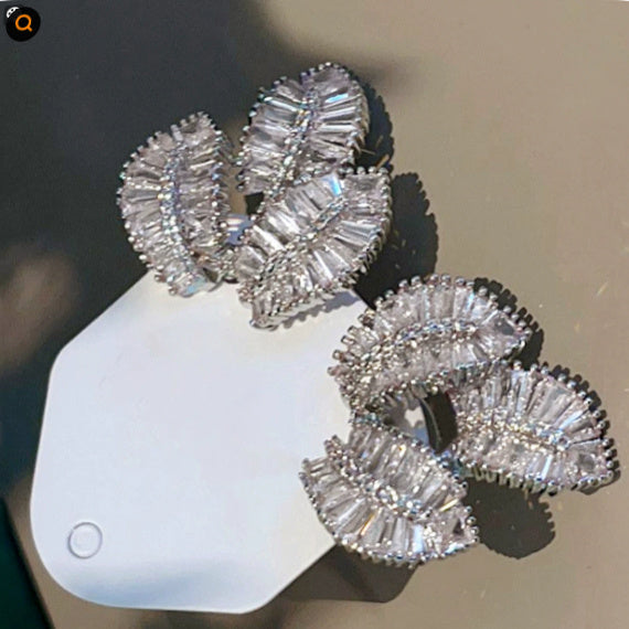Zircon Leaf Geometric Niche Earrings