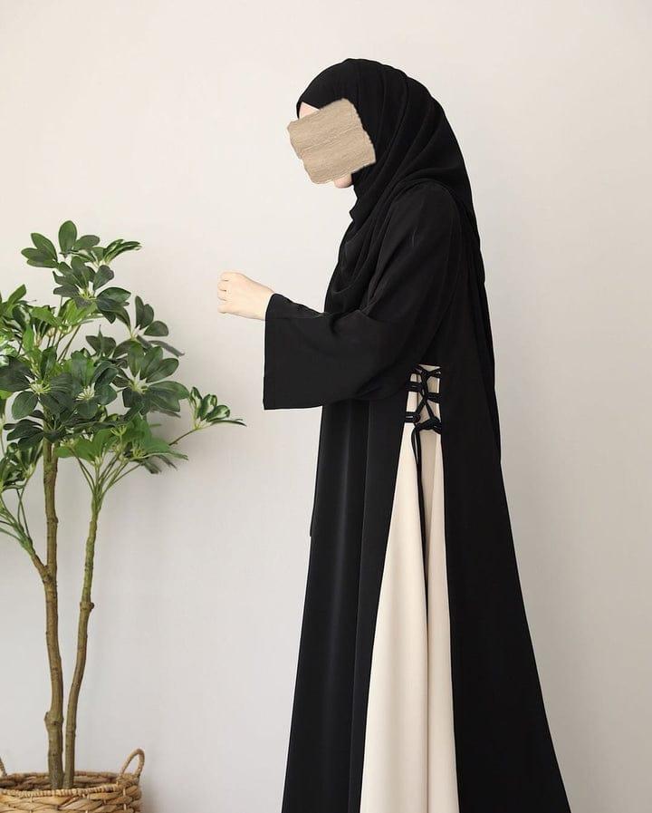 Black Georgette Classic Abaya with Stoller - Women's