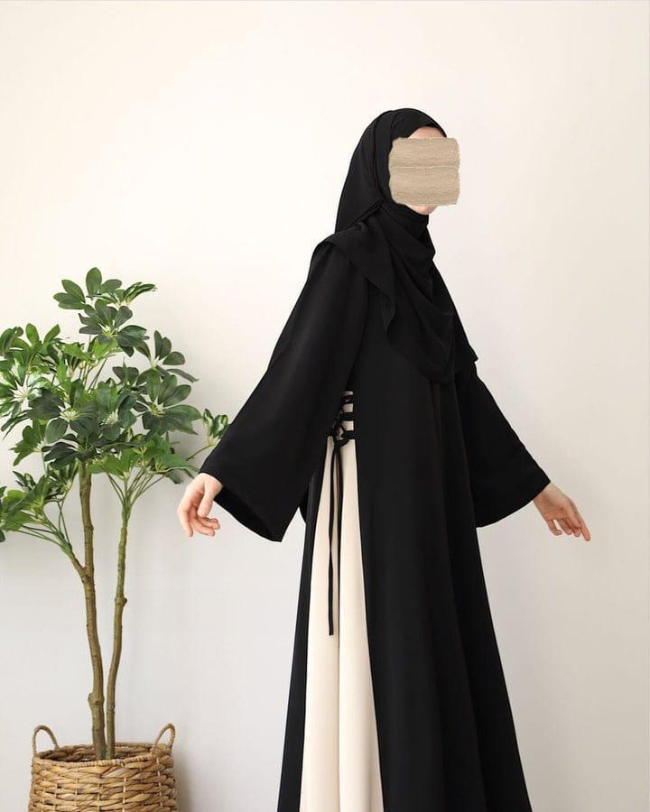 Black Georgette Classic Abaya with Stoller - Women's