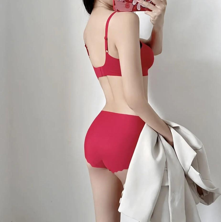 Women Push-Up Padded Bra with Red Crystal Detailing - Maroon Malai