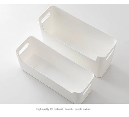 Kitchen cabinets are classified and organized into storage boxes for dishes