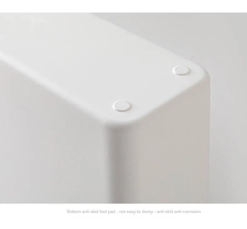 Kitchen cabinets are classified and organized into storage boxes for dishes The Max Mall