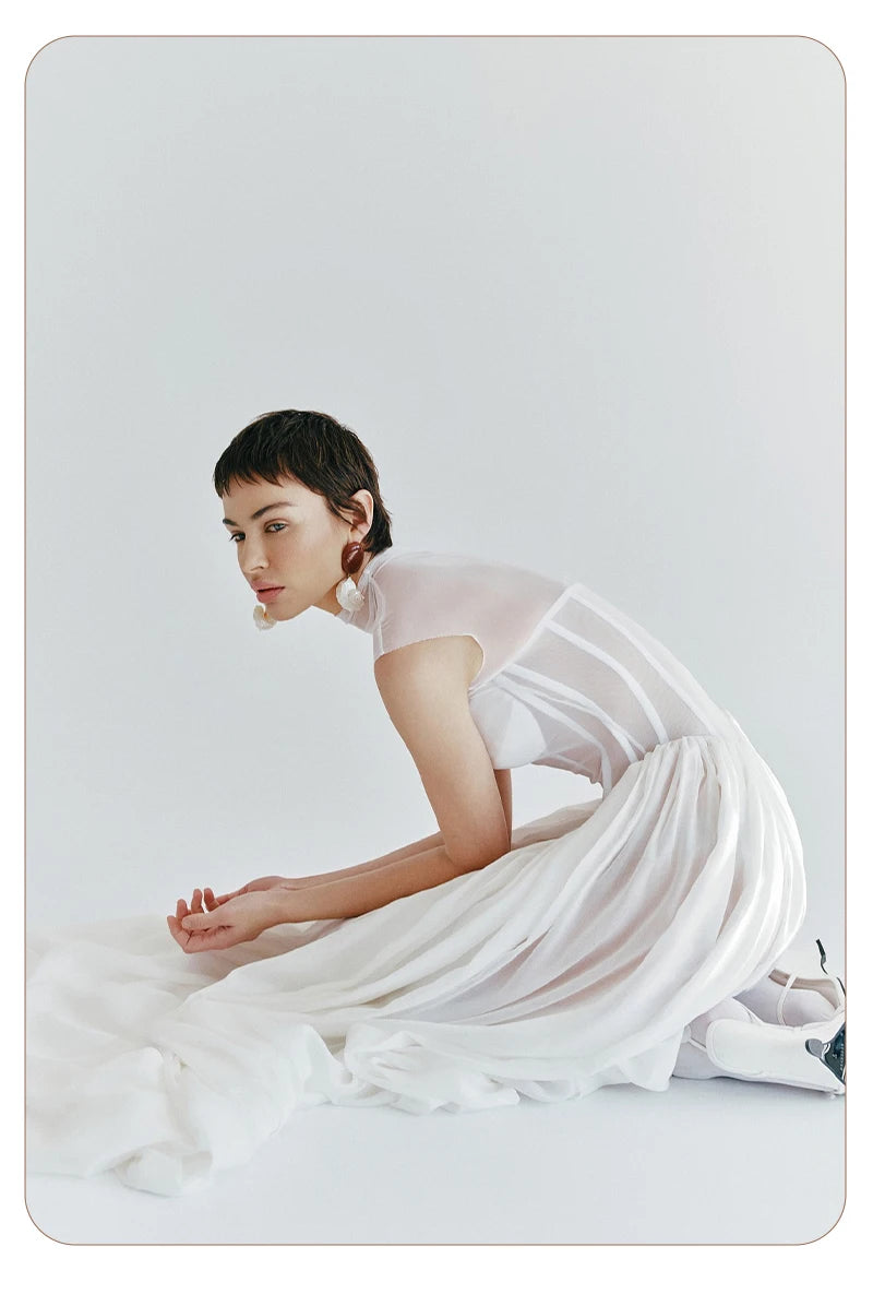 Elegant White Sheer Illusion Dress with Tulle Skirt–Temperament Sleeveless