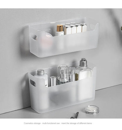 Kitchen cabinets are classified and organized into storage boxes for dishes