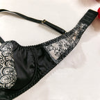 Krasapt Floral Embroidery Bustier Set