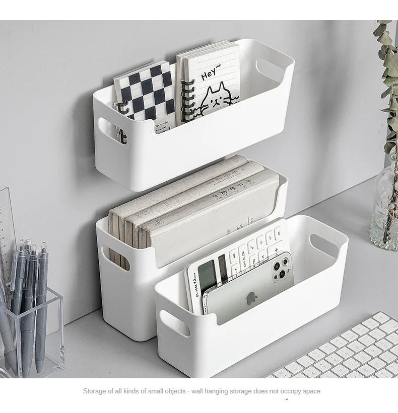 Kitchen cabinets are classified and organized into storage boxes for dishes